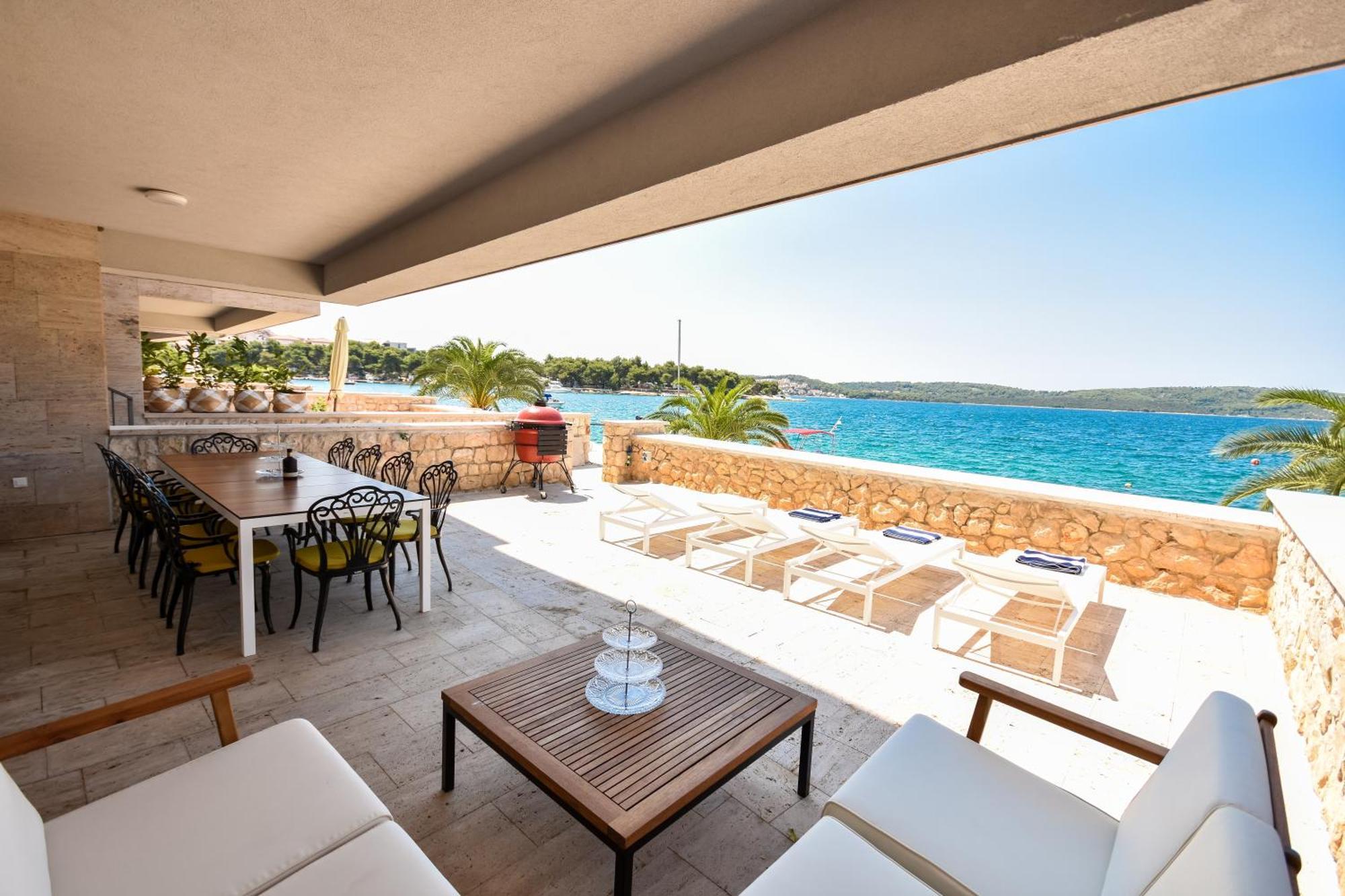 Livingstone Beach House Трогір Номер фото