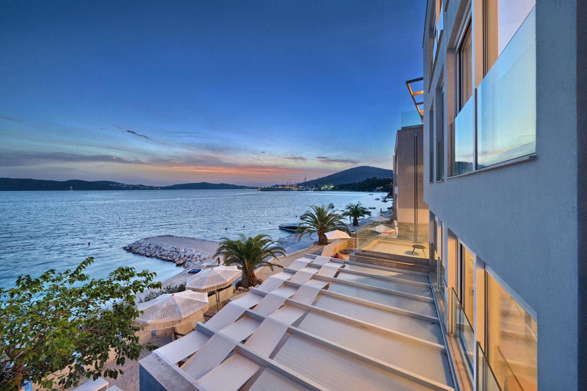 Livingstone Beach House Трогір Екстер'єр фото