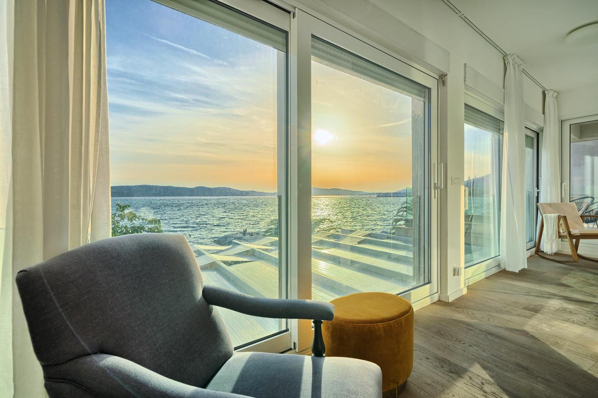 Livingstone Beach House Трогір Екстер'єр фото