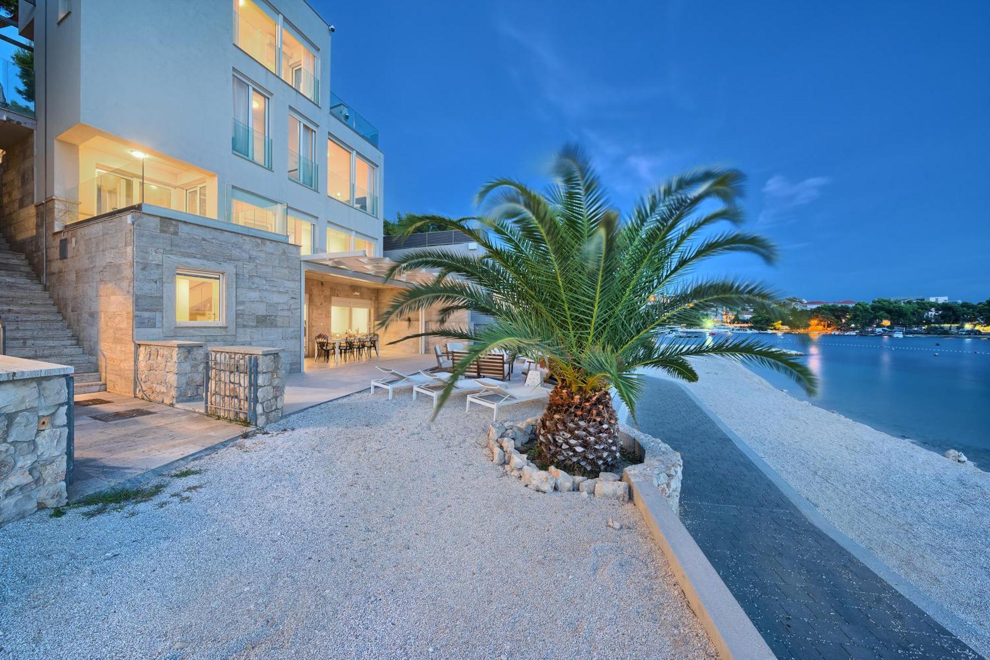 Livingstone Beach House Трогір Екстер'єр фото