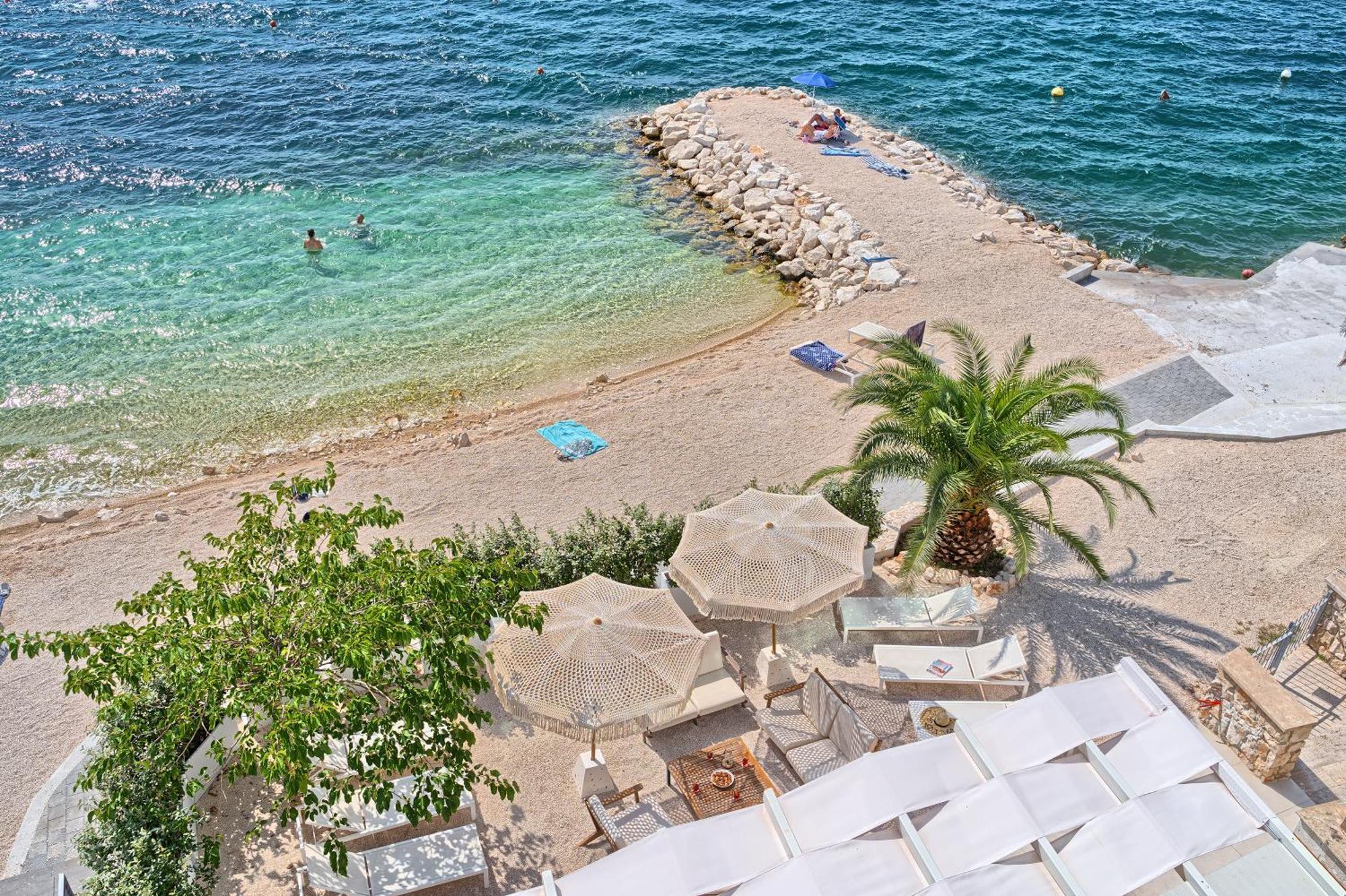 Livingstone Beach House Трогір Номер фото