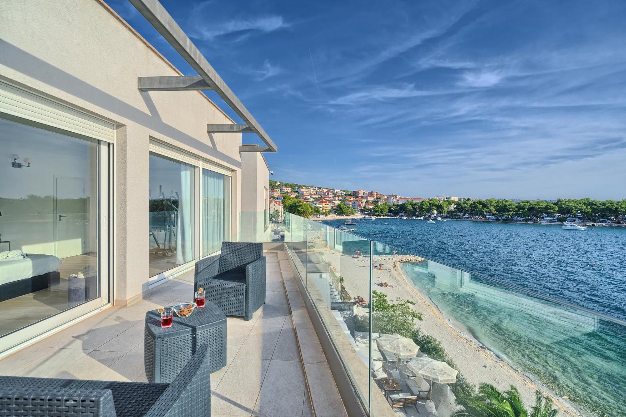 Livingstone Beach House Трогір Екстер'єр фото