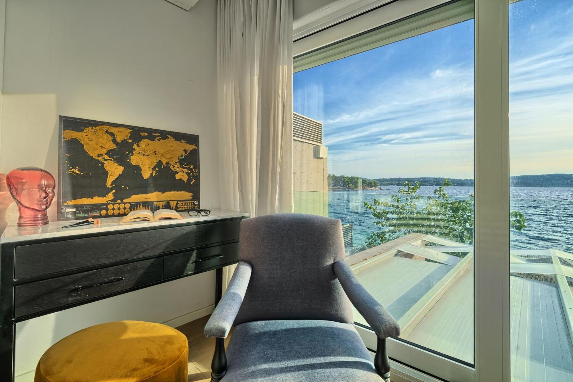 Livingstone Beach House Трогір Номер фото