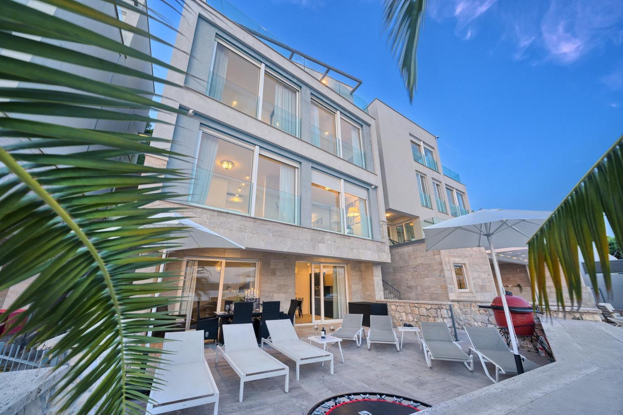 Livingstone Beach House Трогір Номер фото