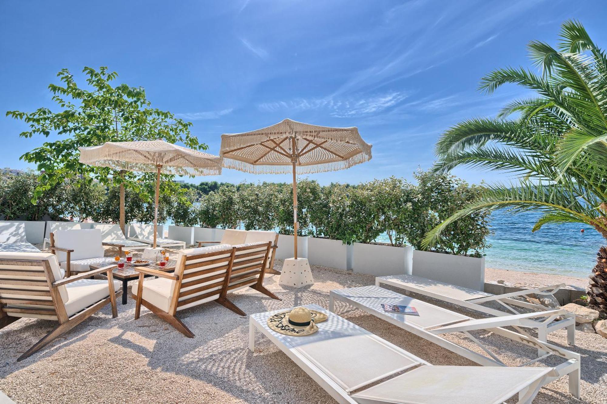 Livingstone Beach House Трогір Номер фото