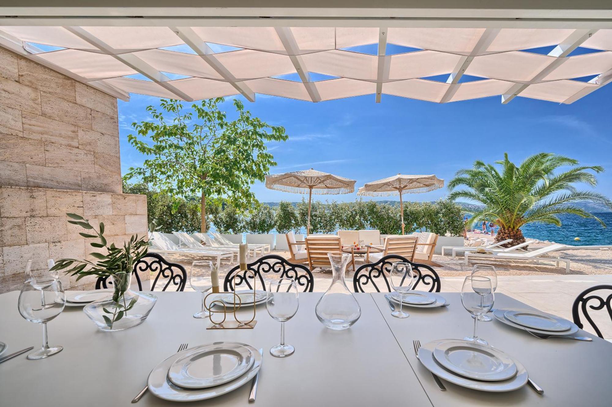 Livingstone Beach House Трогір Номер фото